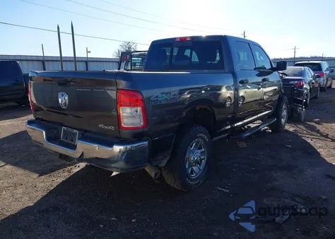2022 Ram 2500 Tradesman из США, поврежденный, VIN 3C6UR5CL6NG224328